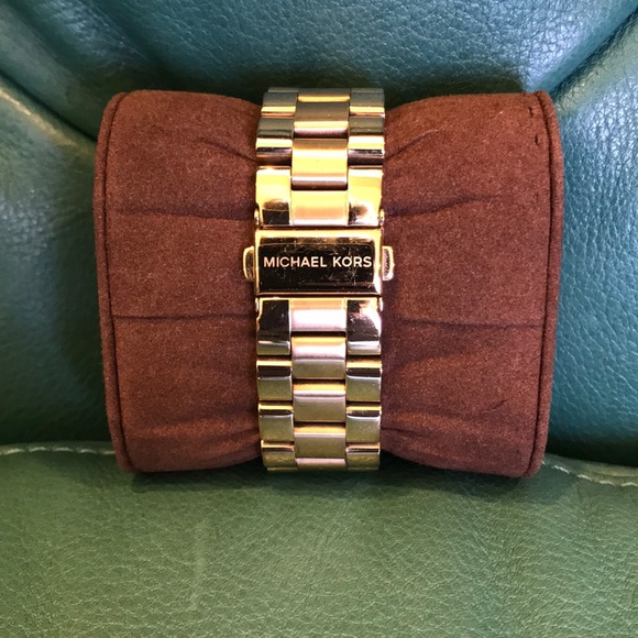 Michael Kors Slim Runway Gold Quart Watch